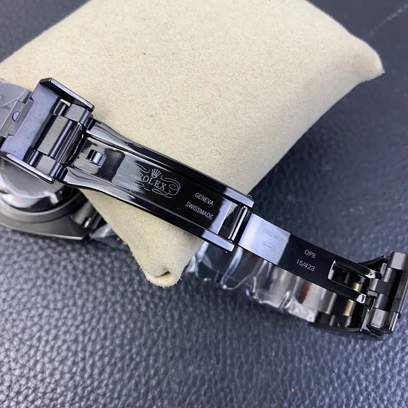 ReplicaRolex watch Submariner latest modified all black side view