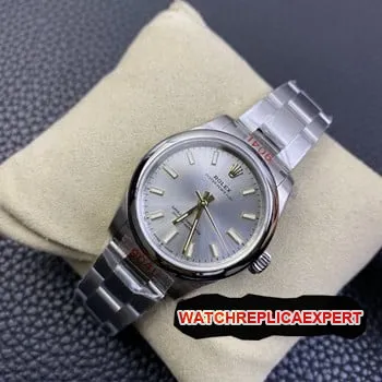 Rolex m114300 vs VS Datejust 41: Light