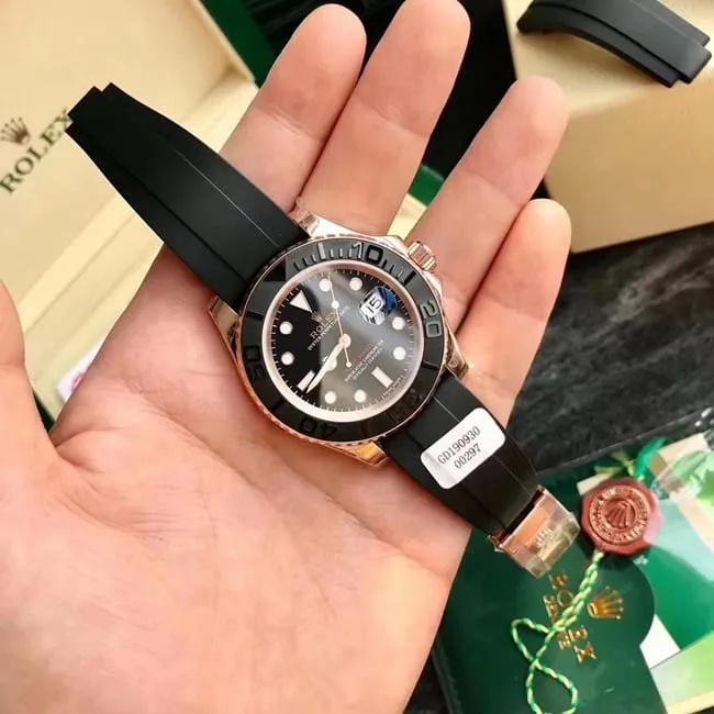 Does the Rolex Rolex White Gold Yacht