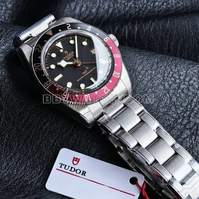 3CF factory top-tier watch Biwan Tudorblack dial black and red circle side live photo