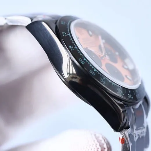 Rolextop-tier watch men's black dial black belt fully automatic movementsteel bracelet side view