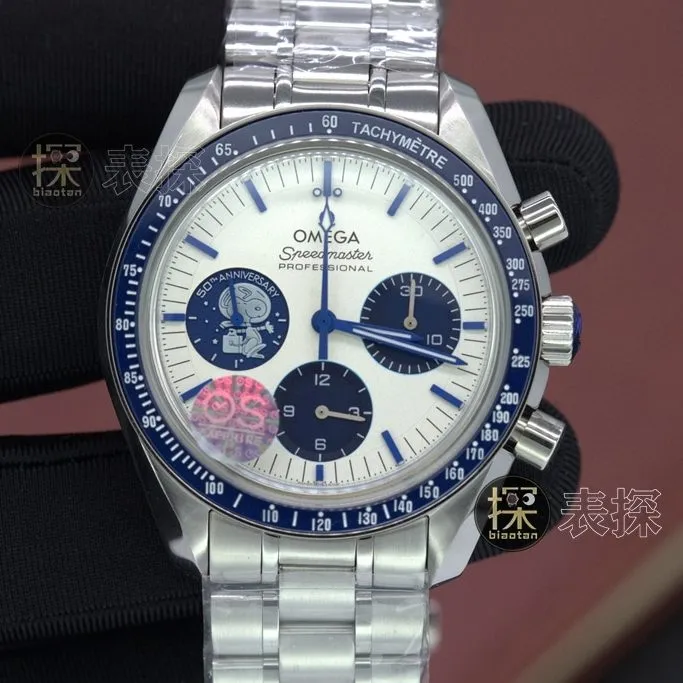 Omegatop-tier watch, OS Speedmaster watch, back cover picture