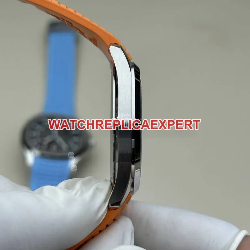 Patek Philippe1:1replica watch BBF factory grenade black dial orange rubber model 5167Acaseback live photo