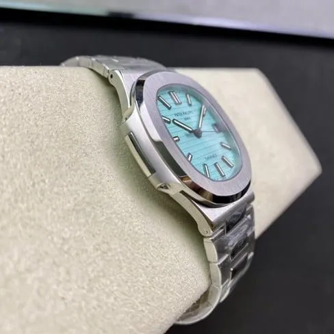 top-tierPatek Philippe co-branded Tiffany global limited edition Nautilusreplica watch movement picture