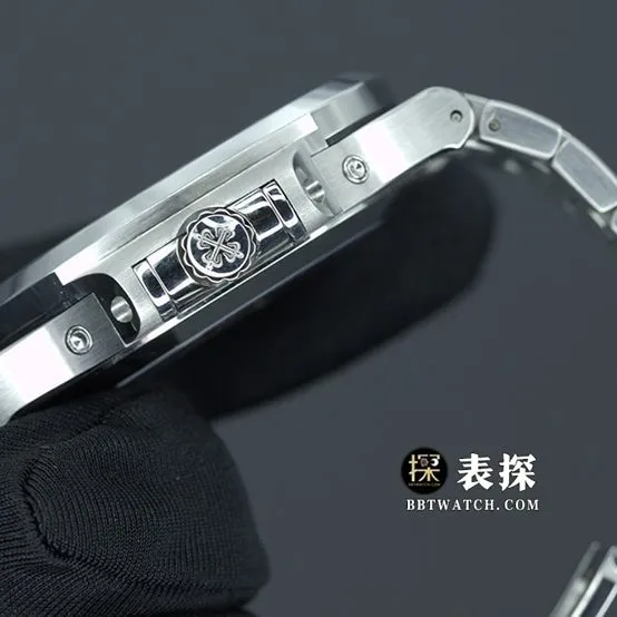 GR factory Patek Philippe sports elegant 5726 top-tier watch men's annual calendar blue dialsteel bracelet model pictures and prices side live photo