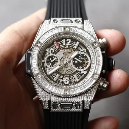 top-tier replicaHublot super A watch men's white dialrubber strapv2 version mechanical BigBang big bang series watch clasp picture