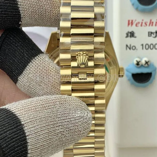 1:1replica watch QF factory RolexDay-Dateblack dialyellow gold2836movement40mmside live photo