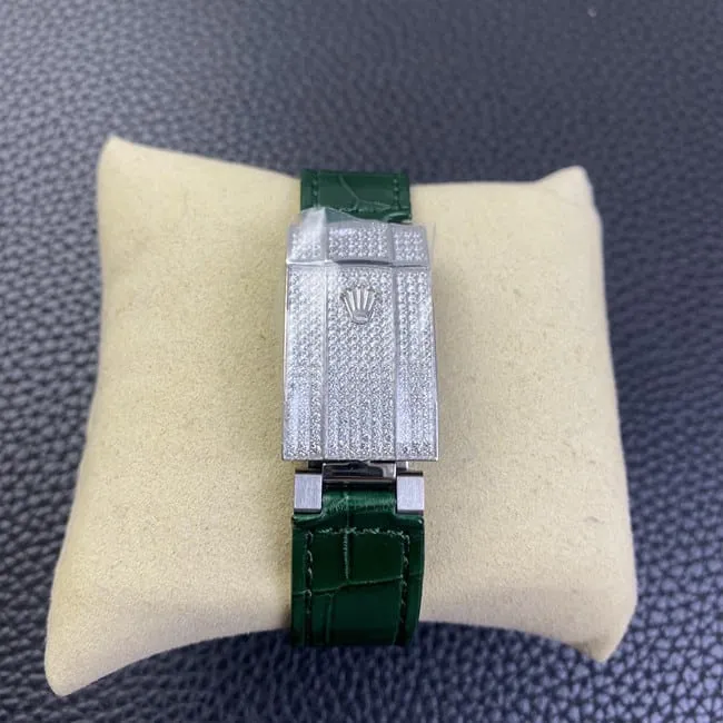 Rolextop-tier watch Datejust baby's breath men's white dial green strap fully automatic movementleather strap watch side view
