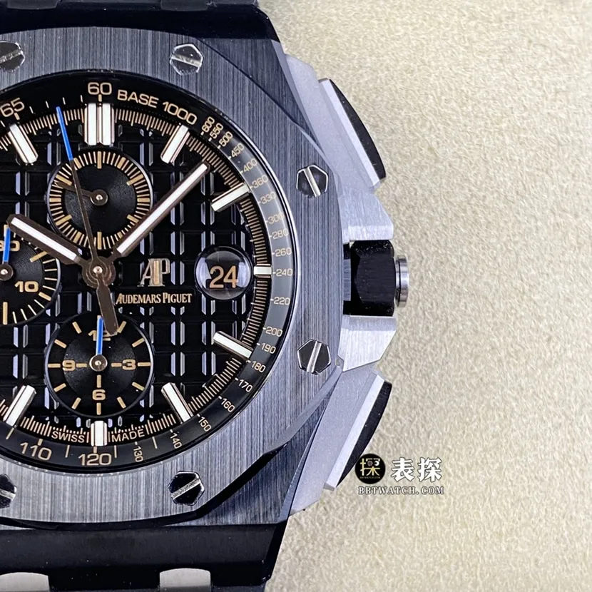 APF factory Audemars PiguetRoyal Oak offshore 26400top-tier 1:1super watch men's black panda disc rubber model pictures and prices front live photo