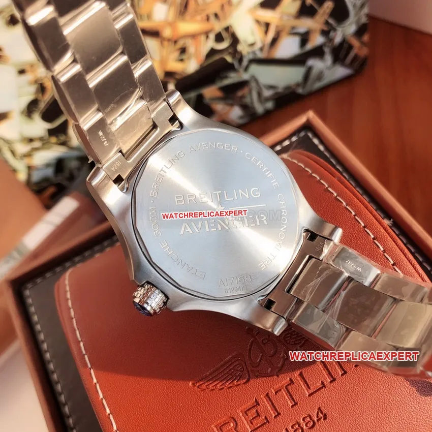 Breitling Avenger A17319101I1A1 with