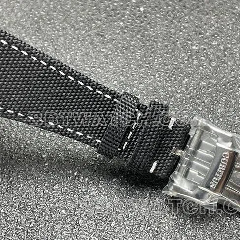collectible watch P1 factory Patek PhilippeCUBITUSblack dial5822P-001caseback live photo