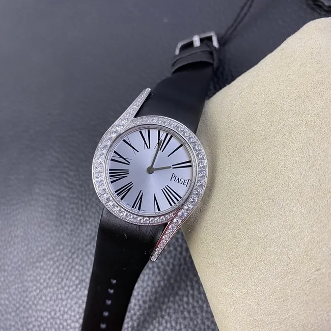 ZF Factory Piaget top-tier watch women's white dial black belt Limelight Galaquartz watch side view