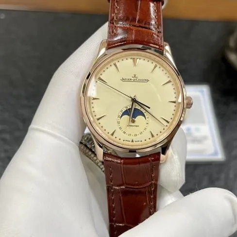 top-tier watch Jaeger-LeCoultre men's white dial brown belt moon phase series automatic movementleather strap watch movement picture