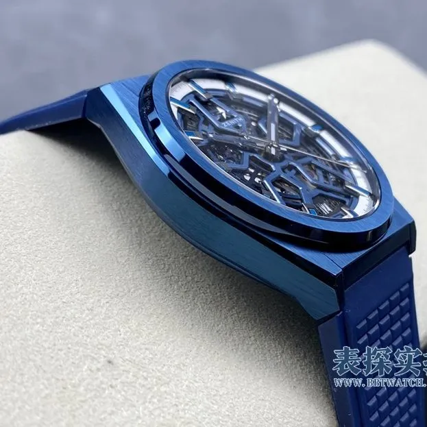 Zenith top-tier watch, LF DEFYreplica watch, front view