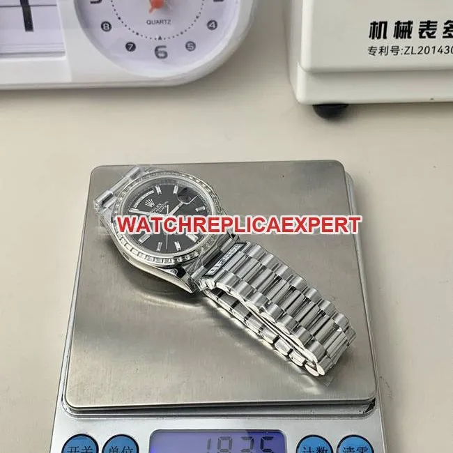 QF factory 1:1replica watch Day-DateRolexblack dial square diamond bezel40mm weight live photos