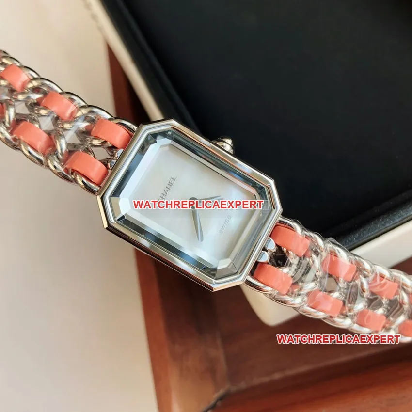 Chanel1:1super white mother-of-pearl dial pink leather chain braceletcaseback live photo