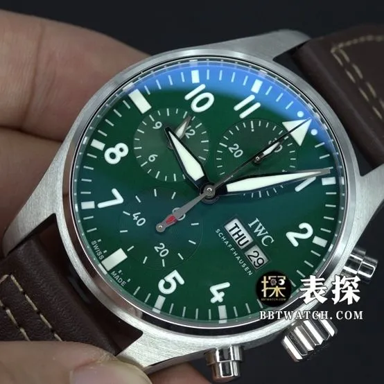 IWC pilot watch green dial white needle leather strap model pictures and price caseback live photo