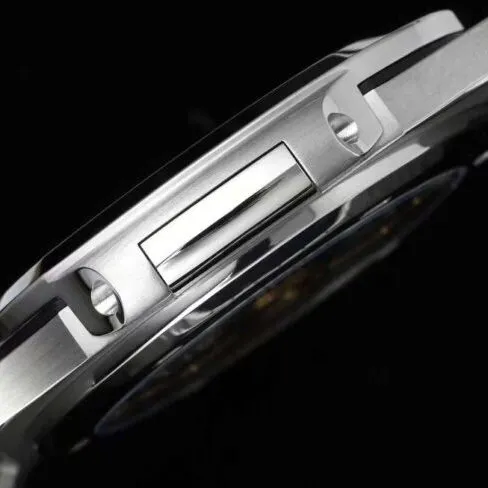 top-tier watch Patek Philippe limited edition Nautilus5711 Tiffany white steel blue bottom Nautilus men's mechanical watch side view