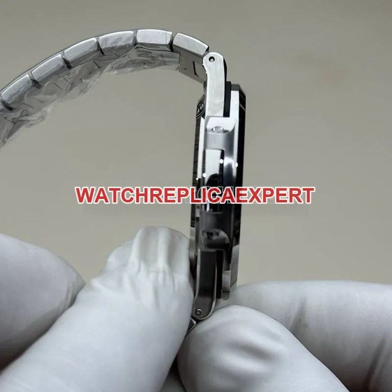 Patek Philippe1:1replica watch BBF factory Nautilus324movementblue dialsteel bracelet caseback live photo