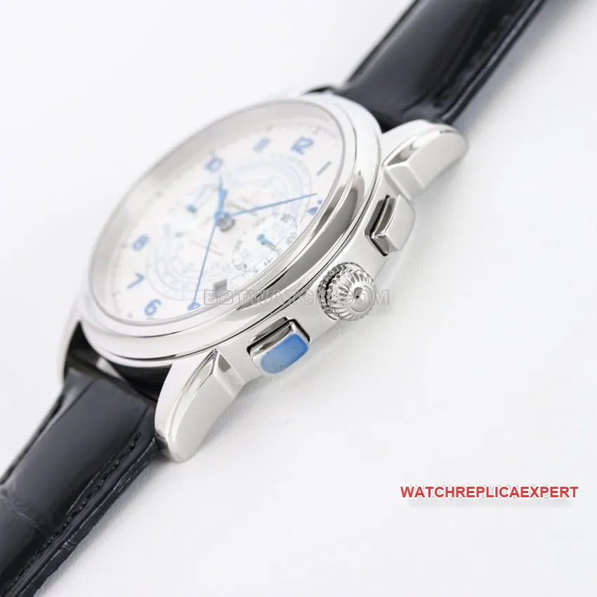 Omega Speedmaster top-tier 1:1super clonewhite dialleather strap model 332.10.41.51.01.021front live photo