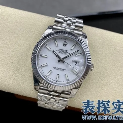 VSRolex log top-tiersuper clone41MM watch_How much does it cost_Pictures_How is the workmanship? Front