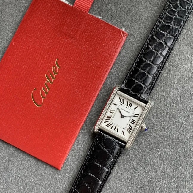 K11 factory top-tier watch Cartier women's white dial black belt tank series leather strap watch back cover picture
