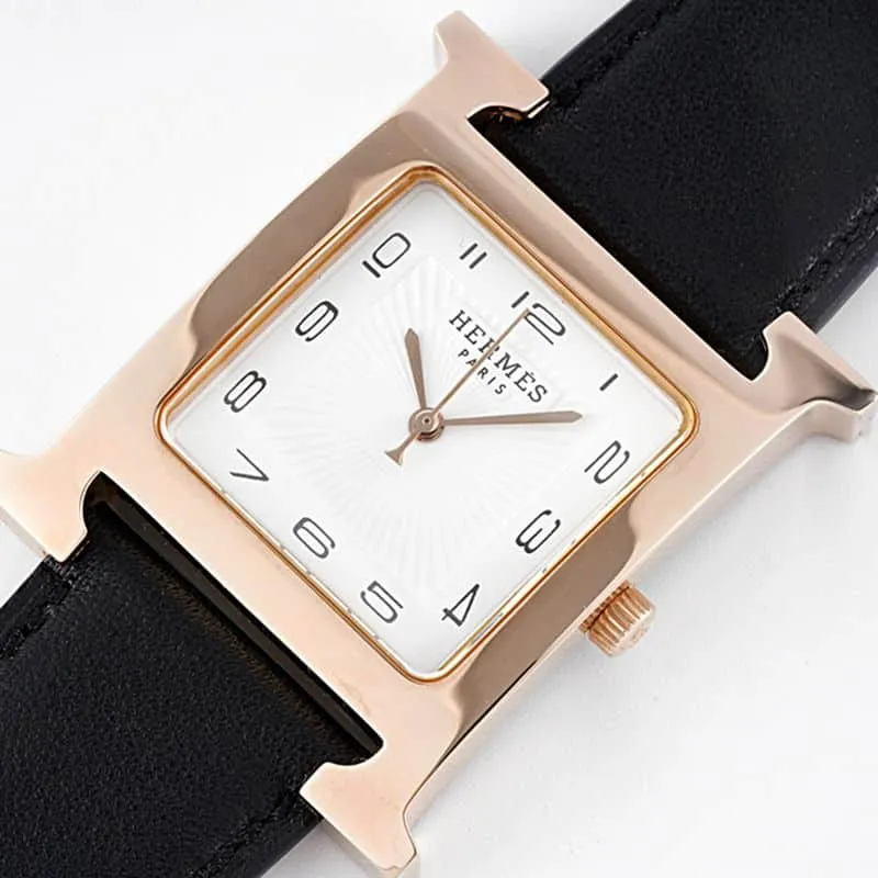 Hermès top-tierhigh-quality watch HeureH three-hand series ladies leather straprose goldwhite dial watch side view