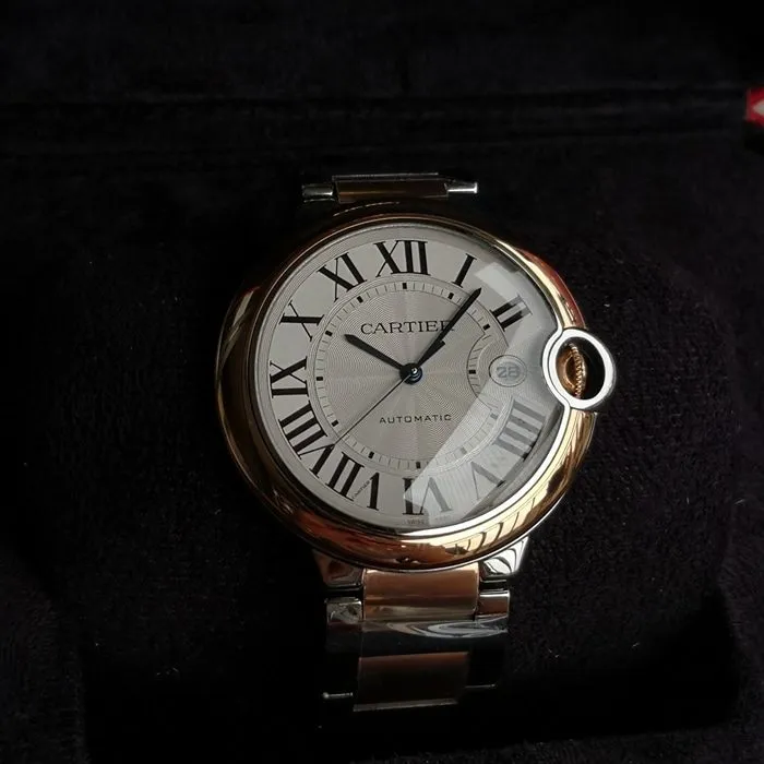 top-tier watch Cartier men's white dial blue balloon series steel bracelet watch clasp picture