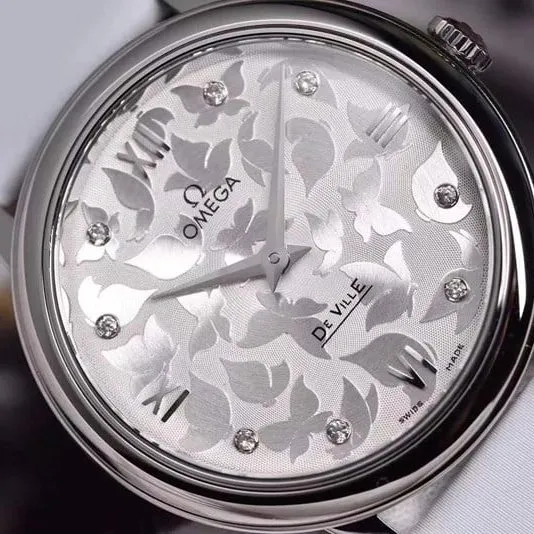 replicaOmega women's watch De Ville series butterfly dance 32.7mm white dial back cover picture