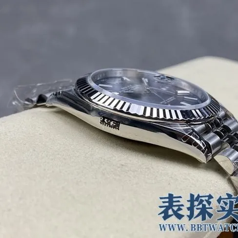 VStop-tier replicaRolexblue dial log 41MM watch_price_picture_how about the quality bottom cover