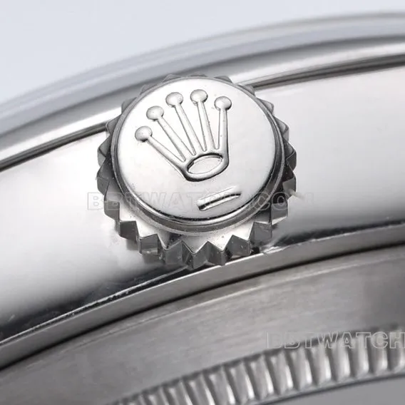Factory C Rolex Oyster Perpetual top-tier 1:1super clone41mmblack dialm124300-0002front live photo