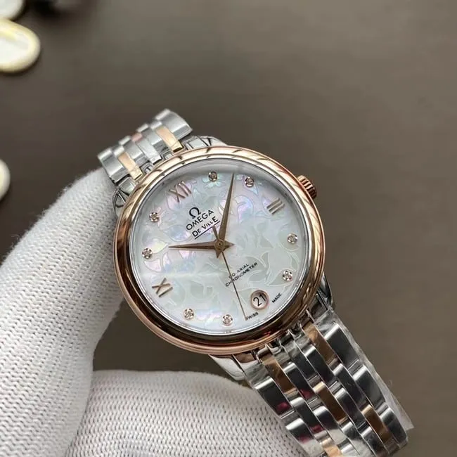 Top watch Omega De Ville series women's white dial two-tone gold strap mechanical watch buckle image.