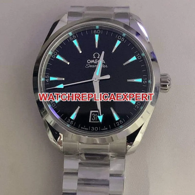 VSOmegaSeamastersuper clone150m black dial220.10.41lumelive photos