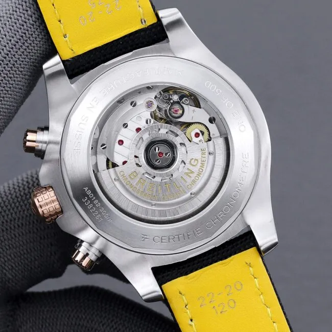 top-tier replicatwBreitling Avengers B01chronograph men's watch side view