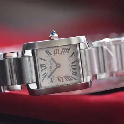8848F factory top-tier watch Cartier ladies white dialsteel bracelet tank series quartz watch back cover picture