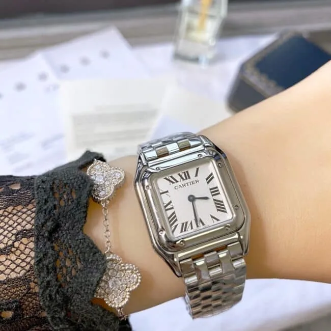 top-tier watch Cartier women's white dialsteel bracelet cheetah series quartz watch side view