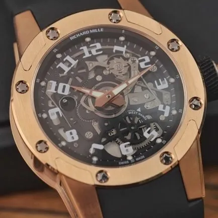 Green factory Richard Mille watch men's black dialrubber strap men's series classic disc hollow mechanical watch side view