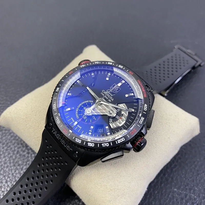 watch V6 TAG Heuer Carrera series racing model front view