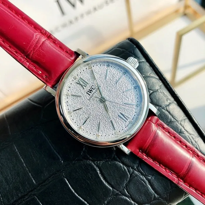 top-tier watch IWC women's white dial Portofino automatic movementleather strap watch back cover picture