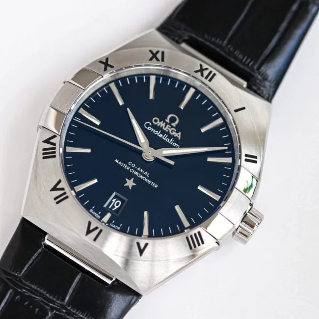 top-tier replicaOmegaOR Constellation series stainless steel 39mm watch side view