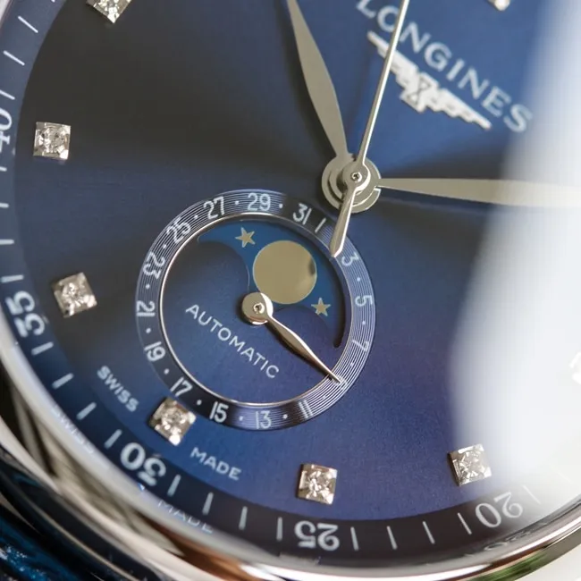 GF Factorytop-tier watch Longines automatic movementleather strap famous series moon phase 42mm men's watch side view