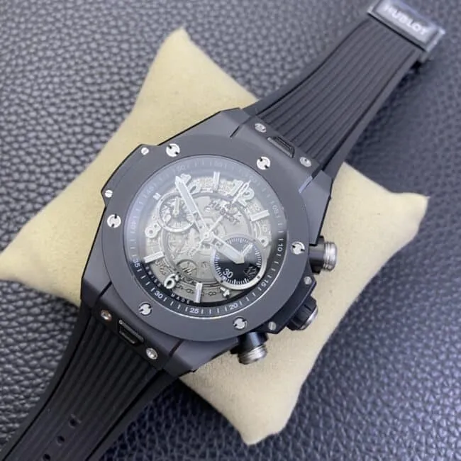 top-tier replicaHublot watch BIG BANG Unico Big Bang series color ceramic watch front view
