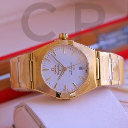 top-tier watch Omega fifth generation constellation series white dial gold steel bracelet men's watch movement picture
