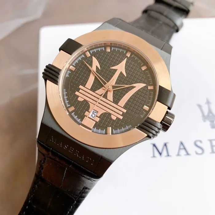 top-tier watch Maserati men's black dialquartzleather strap watch front view