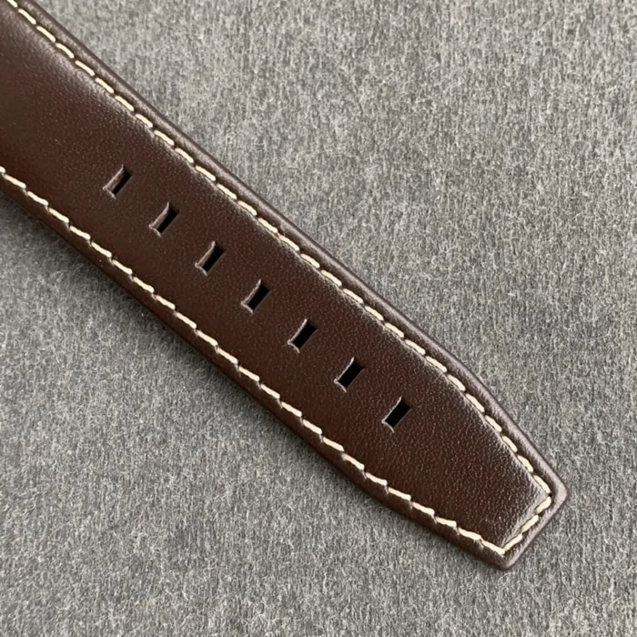 top-tier watch Longines men's black dial pioneer series leather strap watch back cover picture