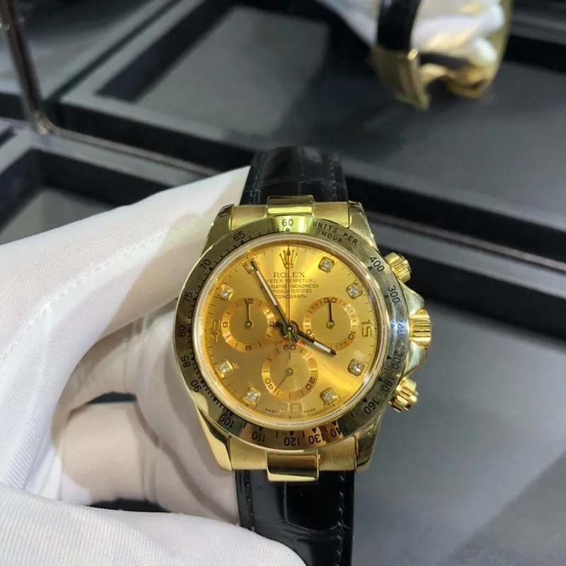 Real gold RolexreplicaDaytona series 18K gold watch 40mm side view