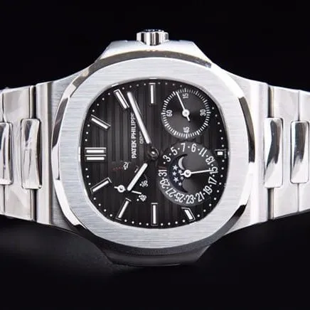 top-tierPatek Philippe5712GR King of steel black dialreplica watch side view