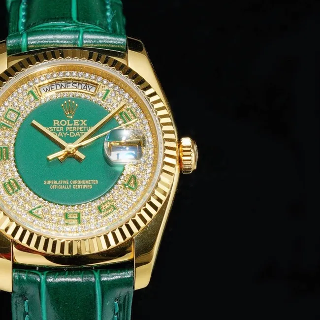 Rolextop-tier replicasuper watch men's green dial green strap day-date type day-date 36mm series automatic movement watch detail shots