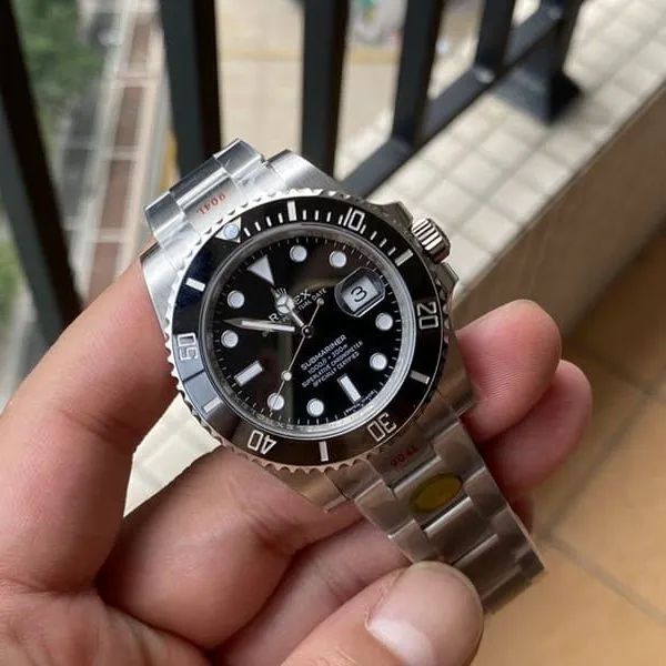collectible watches NOOB Factory Rolex Black Aqua Ghost V11 Version Submariner Hands-on picture real front view
