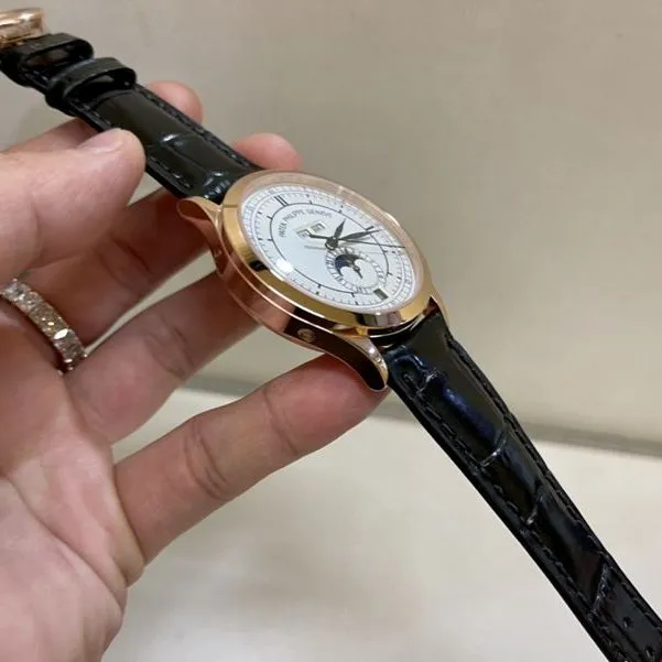 Patek Philippesuper watch complex monthly calendar date displayday display series men's leather strap mechanical rose gold watch front view